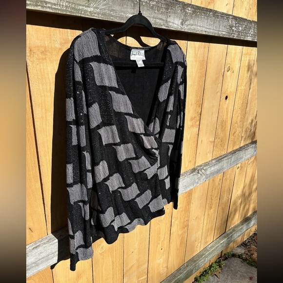 Joseph Ribkoff Black and Gray Blouse - Picture 4 of 10